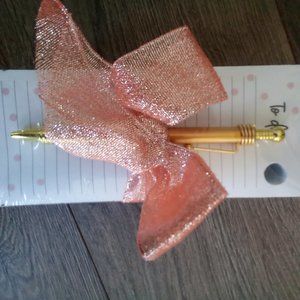 NWT GIFT Pen and pad SET
